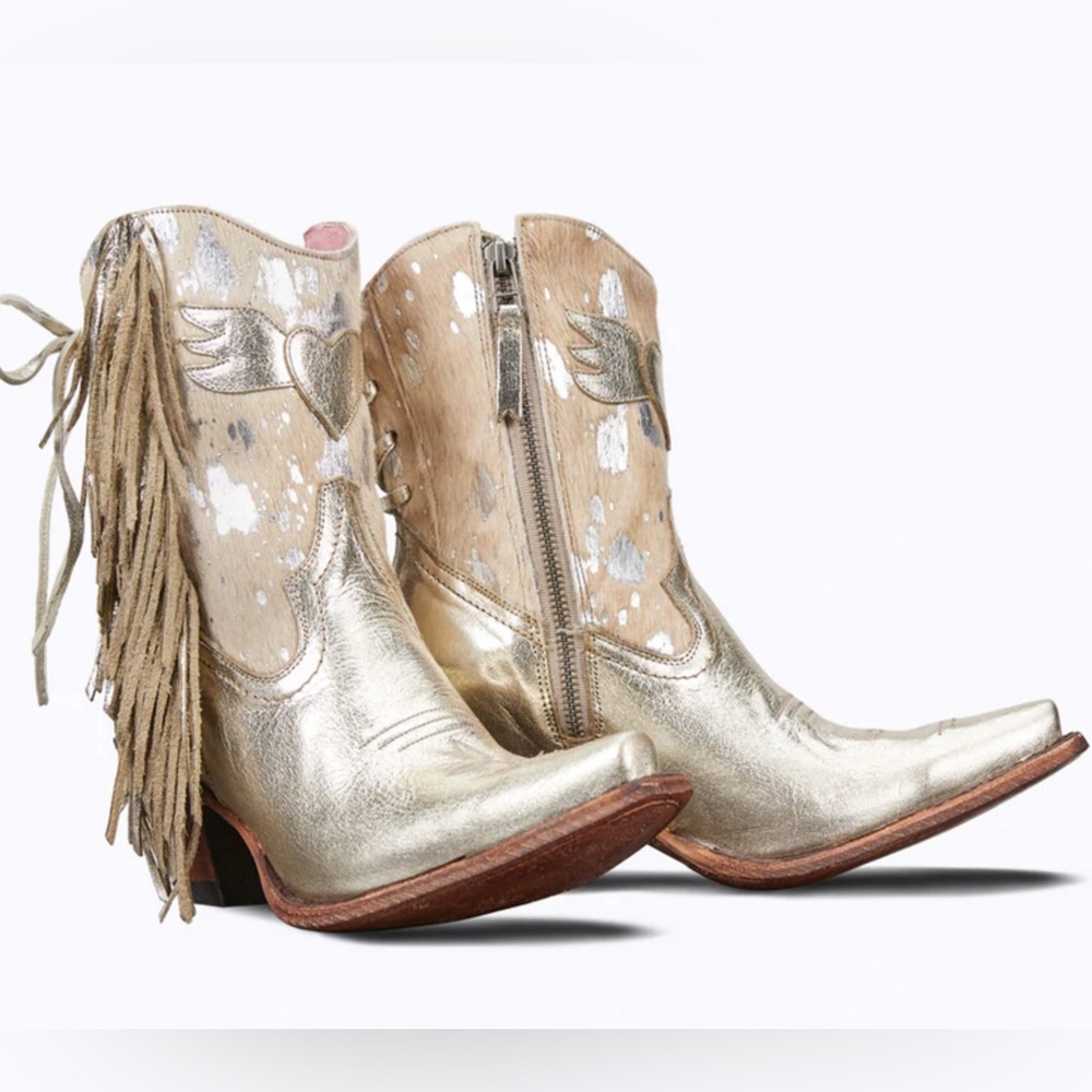 Junk Gypsy by Lane Spirit Animal Shortie Champagne Metallic Silver